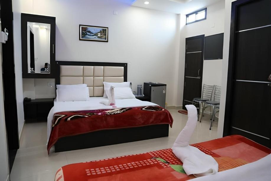 Hotel White Tulip Amritsar Extérieur photo