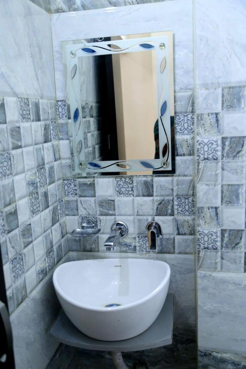 Hotel White Tulip Amritsar Extérieur photo